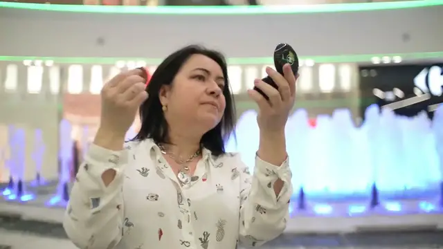 Video thumbnail for 50 FLAWLESS Makeup Tips for Mature Skin Over 50 – Unlock Timeless Beauty!