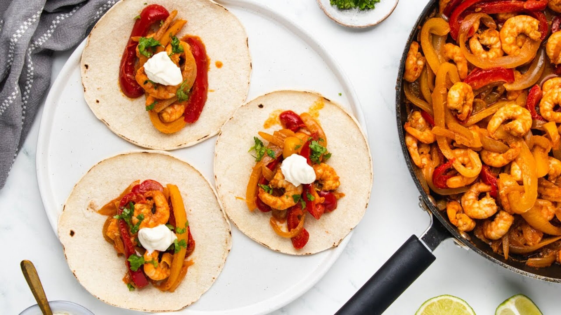 Video thumbnail for Sizzling Shrimp Fajitas Recipe