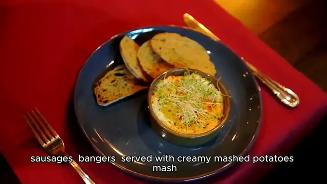 Video thumbnail for bangers and mash recipe