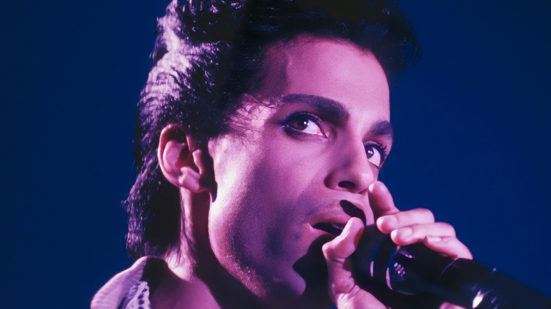 Video thumbnail for Live Performances That Turned Rock Stars Into Legends