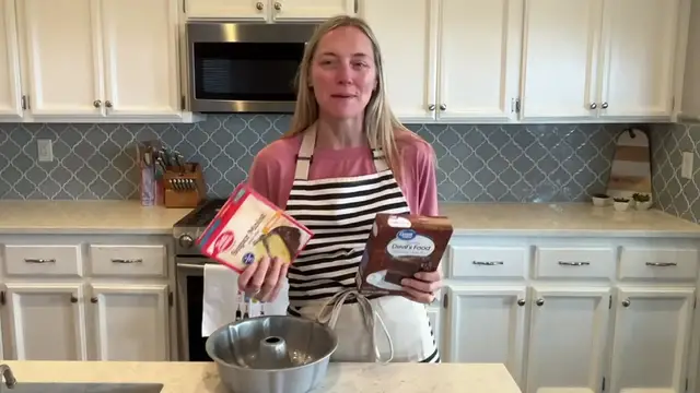 Video thumbnail for 4 AMAZING Bundt Cake Recipes Using Boxed Cake Mix   The EASIEST Desserts   Molly Purcell(720P HD)