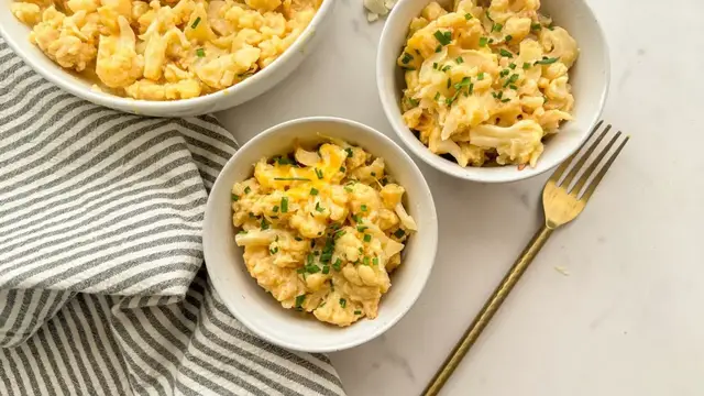 Video thumbnail for Slow Cooker Keto Cauliflower "Mac" And Cheese Recipe