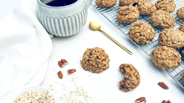 'Video thumbnail for Banana Nut Oatmeal Cookies Recipe'