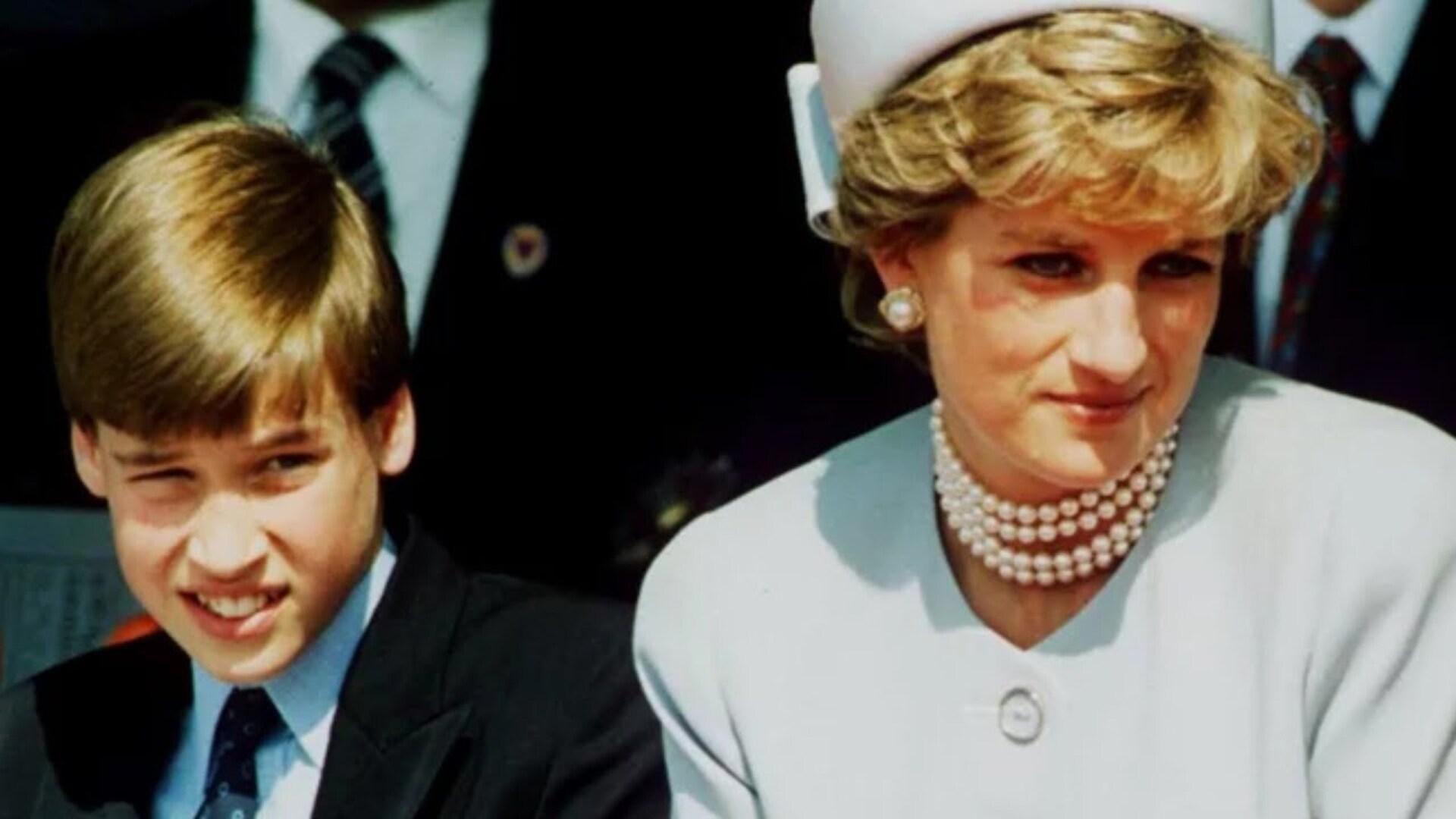 Video thumbnail for The Surprising Truth Of Prince William's Relationship With Diana