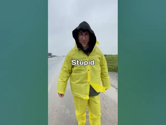 Video thumbnail for day 30 of trying to hug Elon Musk