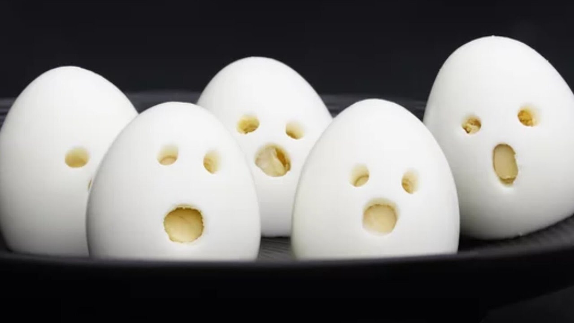 Video thumbnail for The Reason You Shouldn't Boil Eggs Straight From The Fridge