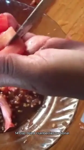 Video thumbnail for spinach salad recipe