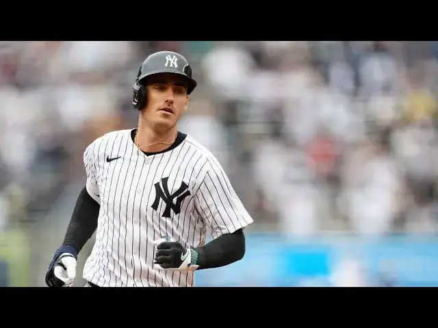 'Video thumbnail for Cody Bellinger SLUGS His 200th Career Home Run! | 4th HR of 2025 | New York Yankees | 05/04/2025'