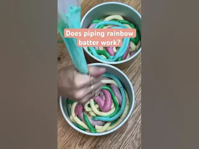 'Video thumbnail for Piping cake batter is fun but does it work? What do you think? #cake #cakes #cakeshorts'
