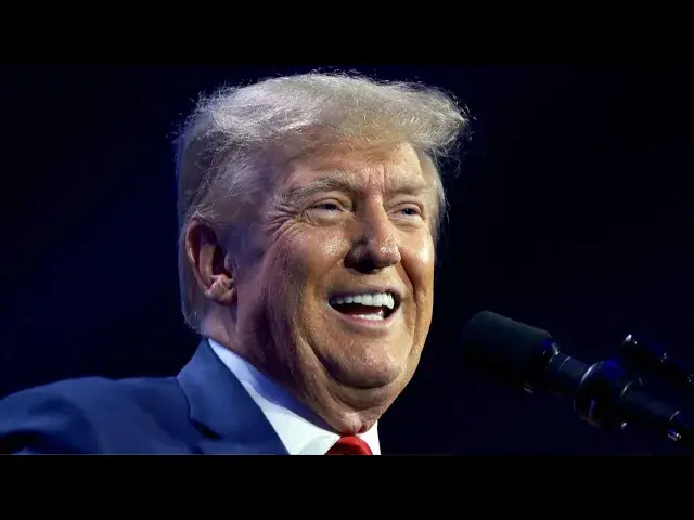 Video thumbnail for Republican Presidential Candidate Takes Dirty Swipe At Trump - Runs Off Stage After Crowd Boos