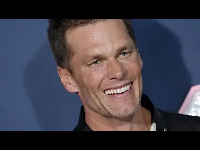 Video thumbnail for Tom Brady Responds After US Women's Soccer Team Disrespects National Anthem