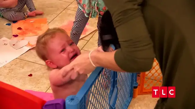 'Video thumbnail for Here's What The OutDaughtered Home Looks Like In Real Life'