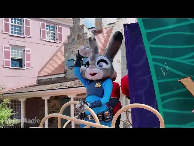 'Video thumbnail for Disney Adventure Friends Cavalcade | Walt Disney World Resort 2025   4K'