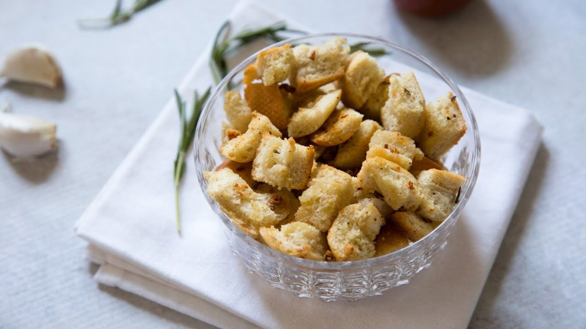 Video thumbnail for Add A Cheesy Crunch To Any Salad With This Crouton Recipe