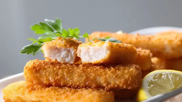 'Video thumbnail for Stay Away From These Wildly Unhealthy Frozen Fish Sticks (& What To Buy Instead)'